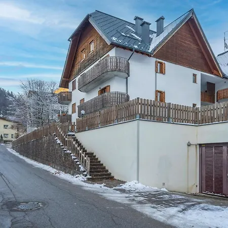Guesthost - Small & Charming - Overlooking The Alps * Tarvisio